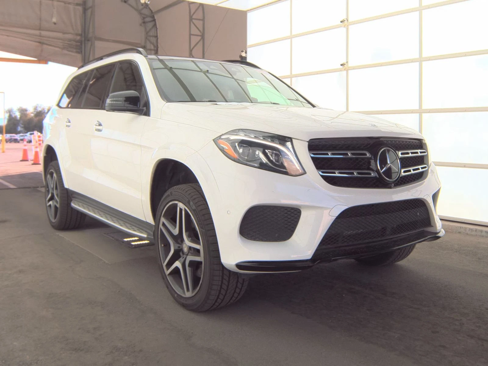 Mercedes-Benz GLS 500 AMG* PACK* ДИСТРОНИК* HARMON* KARDON* LANE* ASSIST - изображение 3