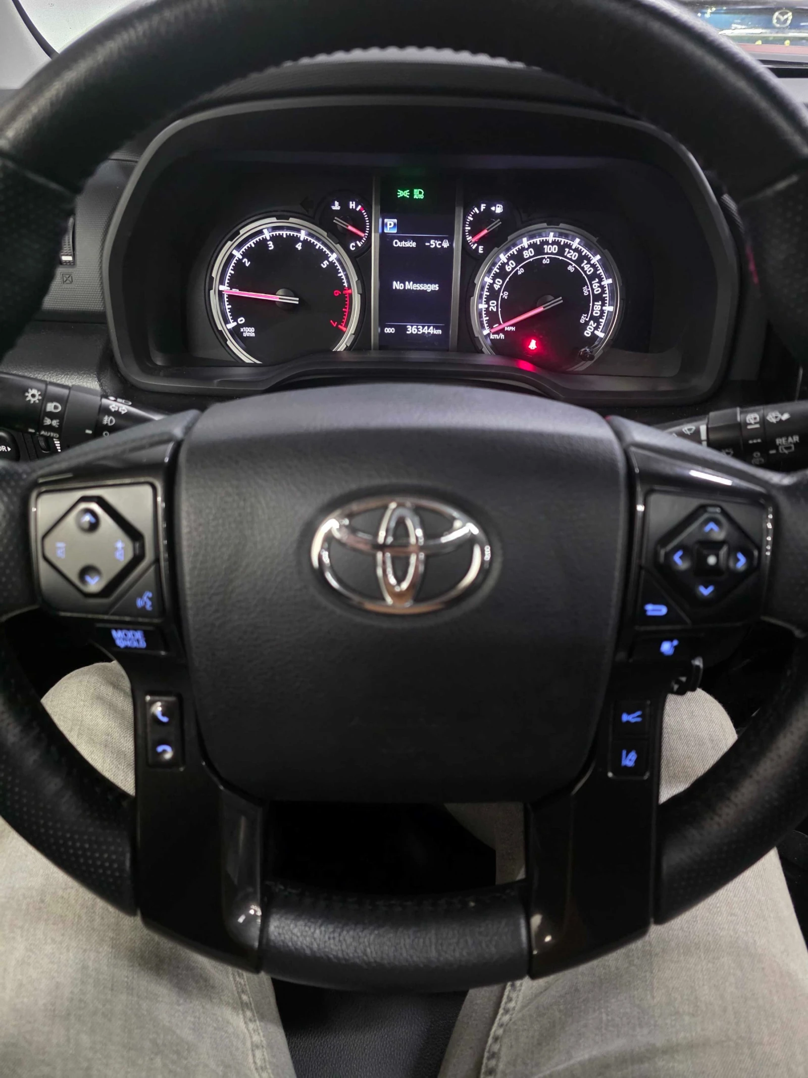 Toyota 4runner TRD Pro 4WD - изображение 8