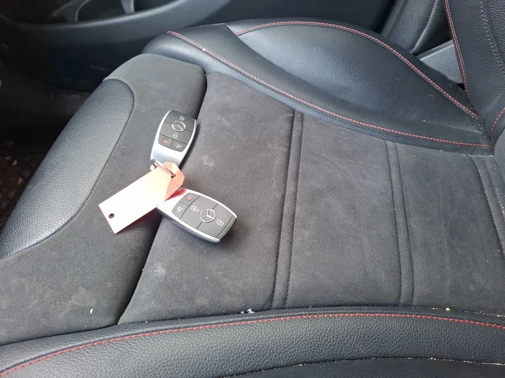 Mercedes-Benz GLC 43 AMG * CARFAX * 360* ДИСТРОНИК * 2 КЛЮЧА - изображение 10