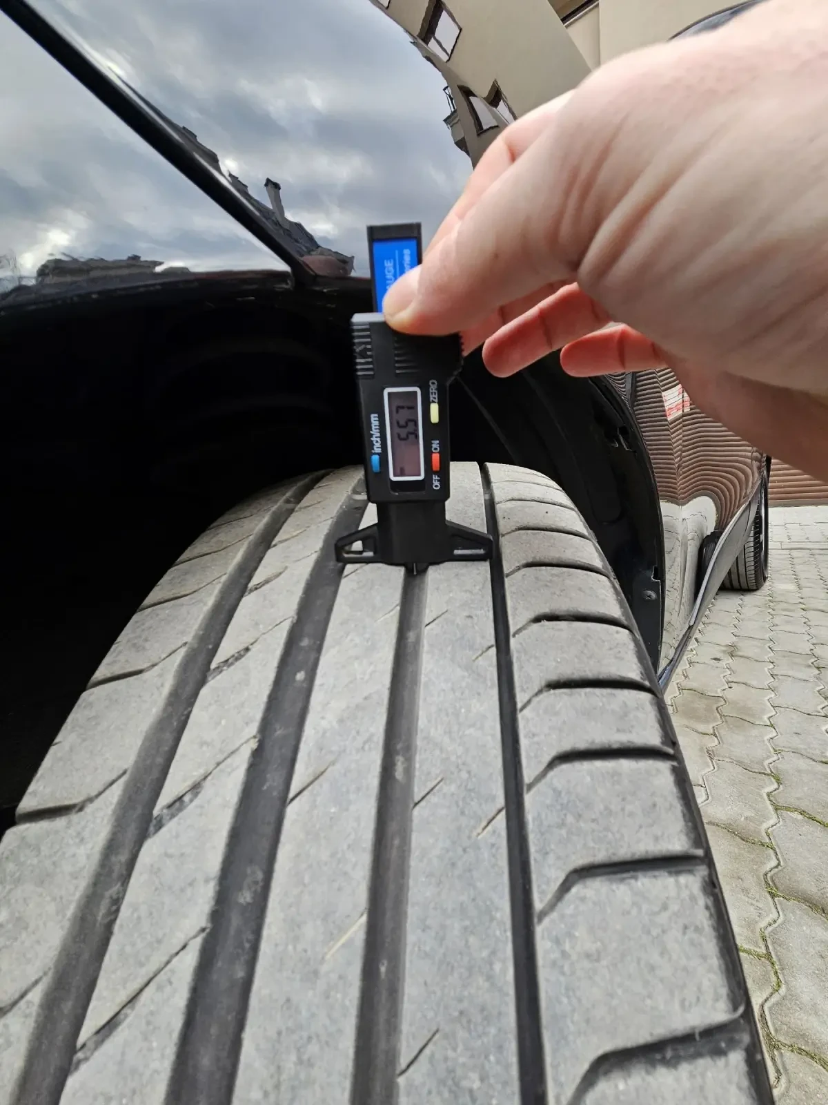 Hyundai IX35 2.0i AUTOMAT 4X4 163ps EURO5b 165573km, снимка 16 - Автомобили и джипове - 53453325