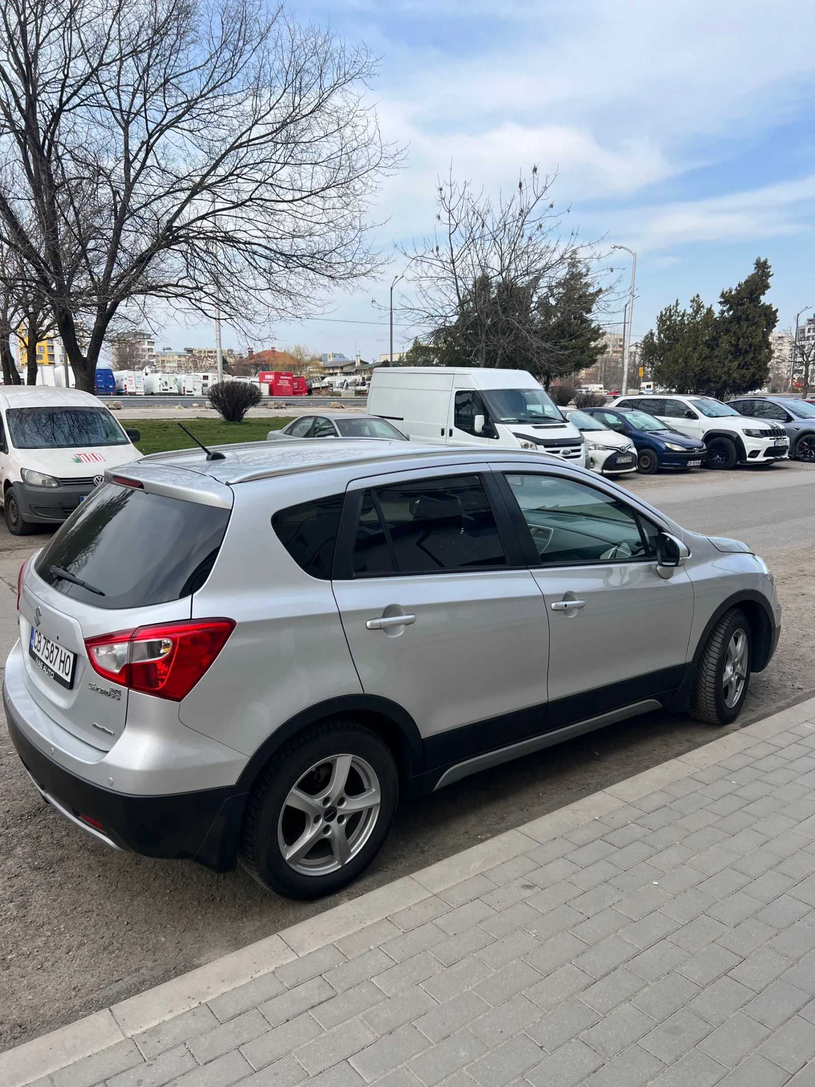 Suzuki SX4 S-Cross, снимка 4 - Автомобили и джипове - 53709414