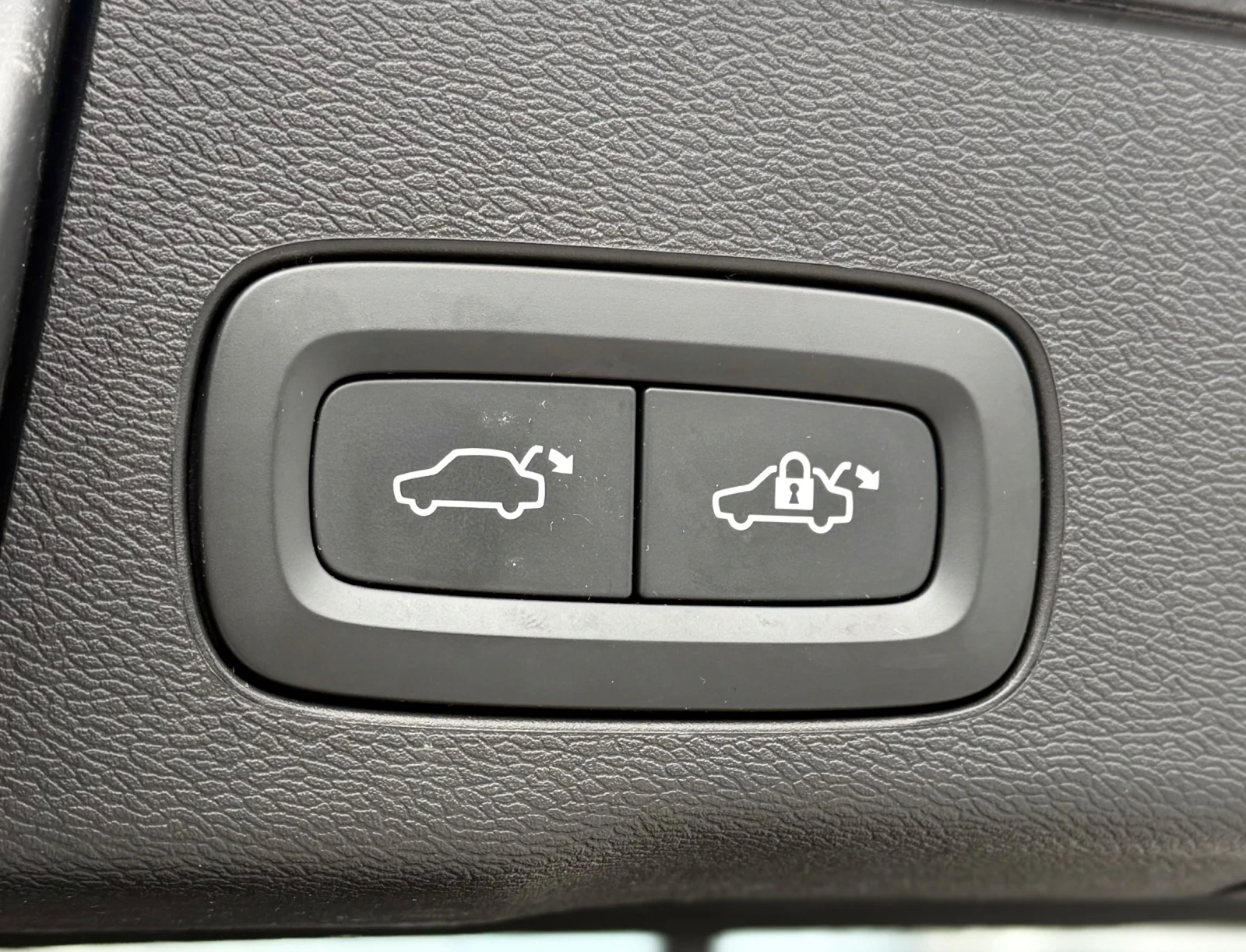 Volvo XC60 INSCRIPTION* PANO* 360* FULL* ГАРАНЦИЯ* ЛИЗИНГ, снимка 15 - Автомобили и джипове - 53977497