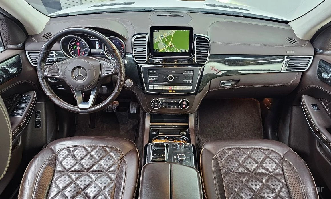 Mercedes-Benz GLS 500, снимка 7 - Автомобили и джипове - 54110002