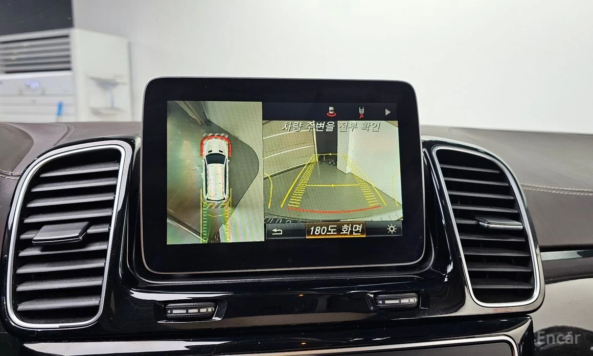 Mercedes-Benz GLS 500, снимка 13 - Автомобили и джипове - 54110002