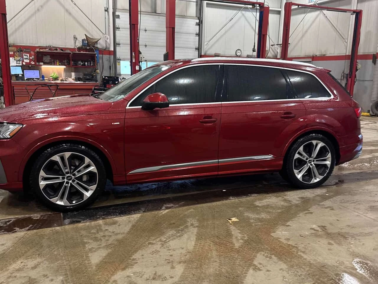 Audi Q7 * Technik * CARFAX * ЦЕНА ДО БГ, снимка 2 - Автомобили и джипове - 54113354