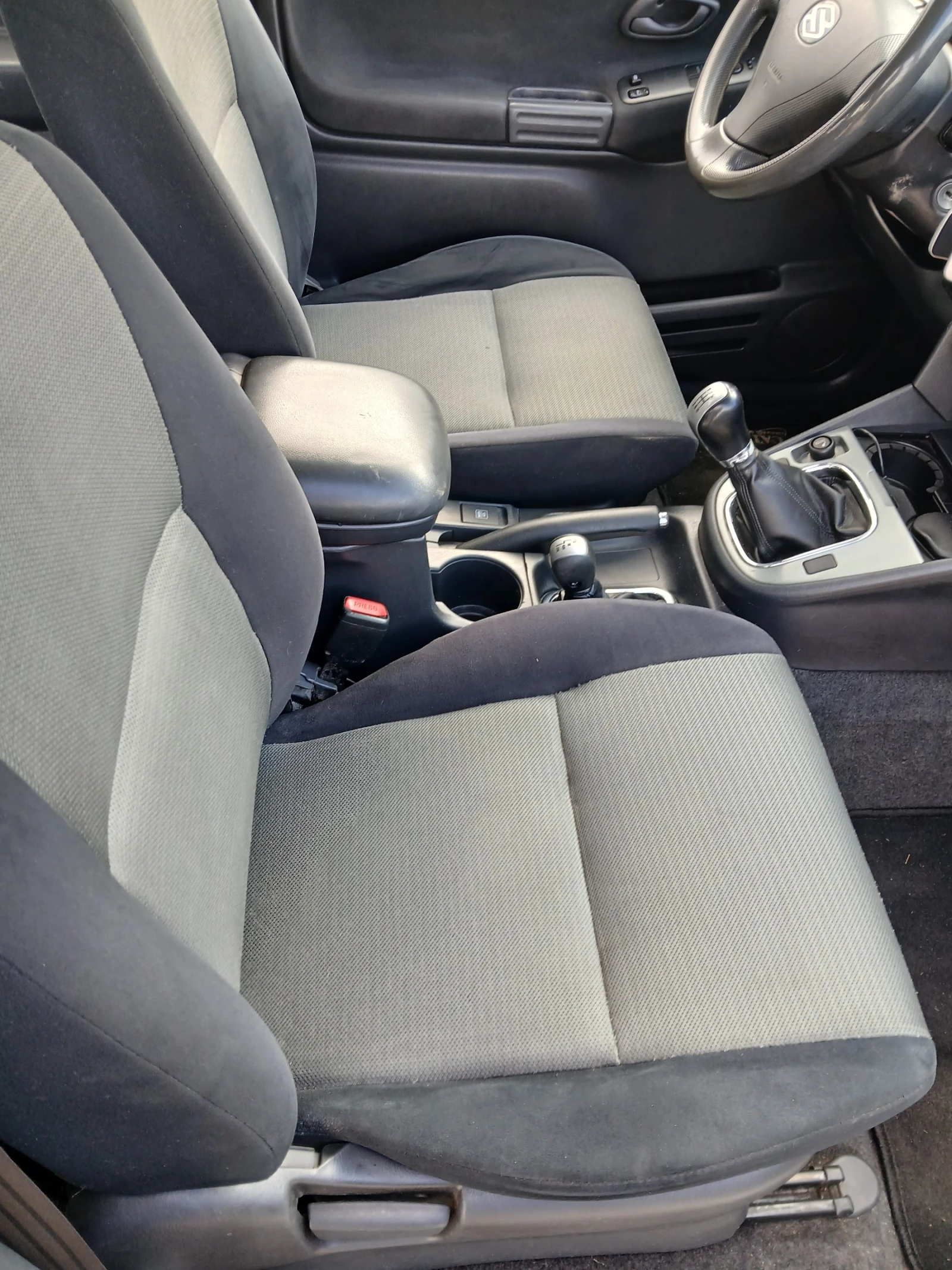 Suzuki Grand vitara 2.0HDI, снимка 9 - Автомобили и джипове - 54141142