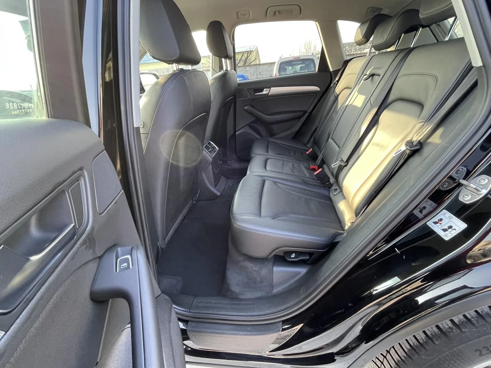 Audi Q5 2.0 TDI, снимка 7 - Автомобили и джипове - 54974824