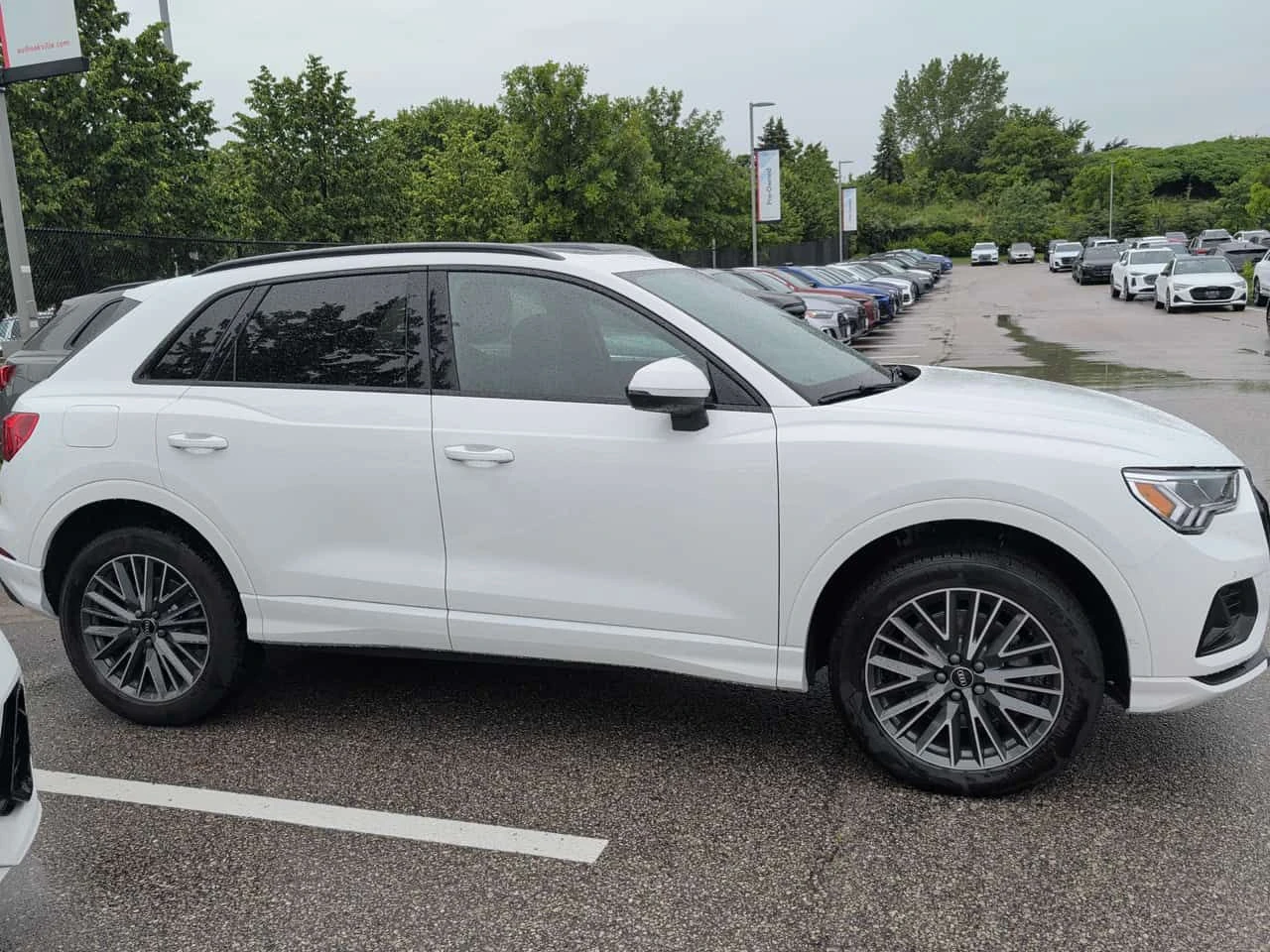 Audi Q3 Komfort/ПАНОРАМА/ДИСТРОНИК/OT AUDI, снимка 4 - Автомобили и джипове - 55073416