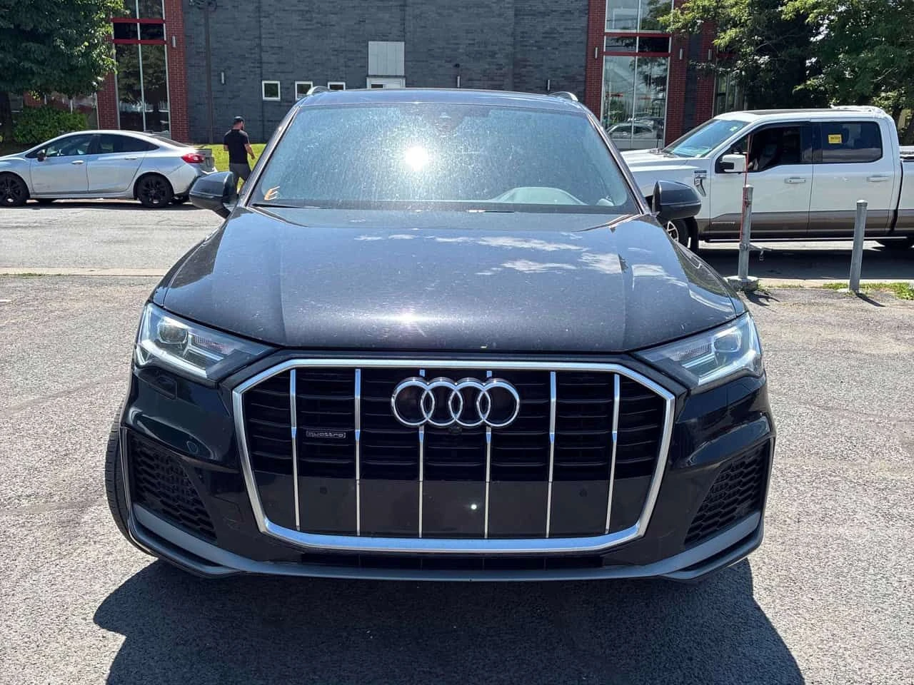 Audi Q7 * Komfort * CARFAX * БЕЗ ПЪРВОНАЧАЛНА ВНОСКА, снимка 6 - Автомобили и джипове - 55318673