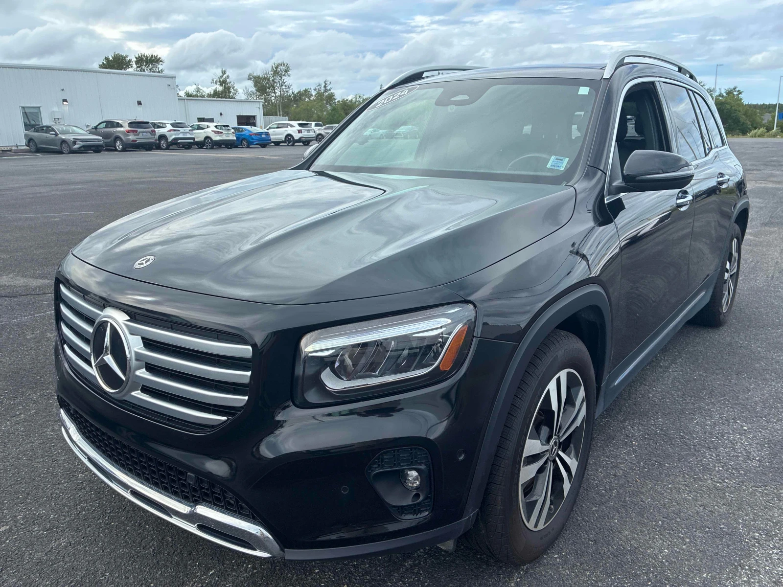Mercedes-Benz GLB 250   2.0 4Matic / CARFAX / DISTRONIC / MEMORY