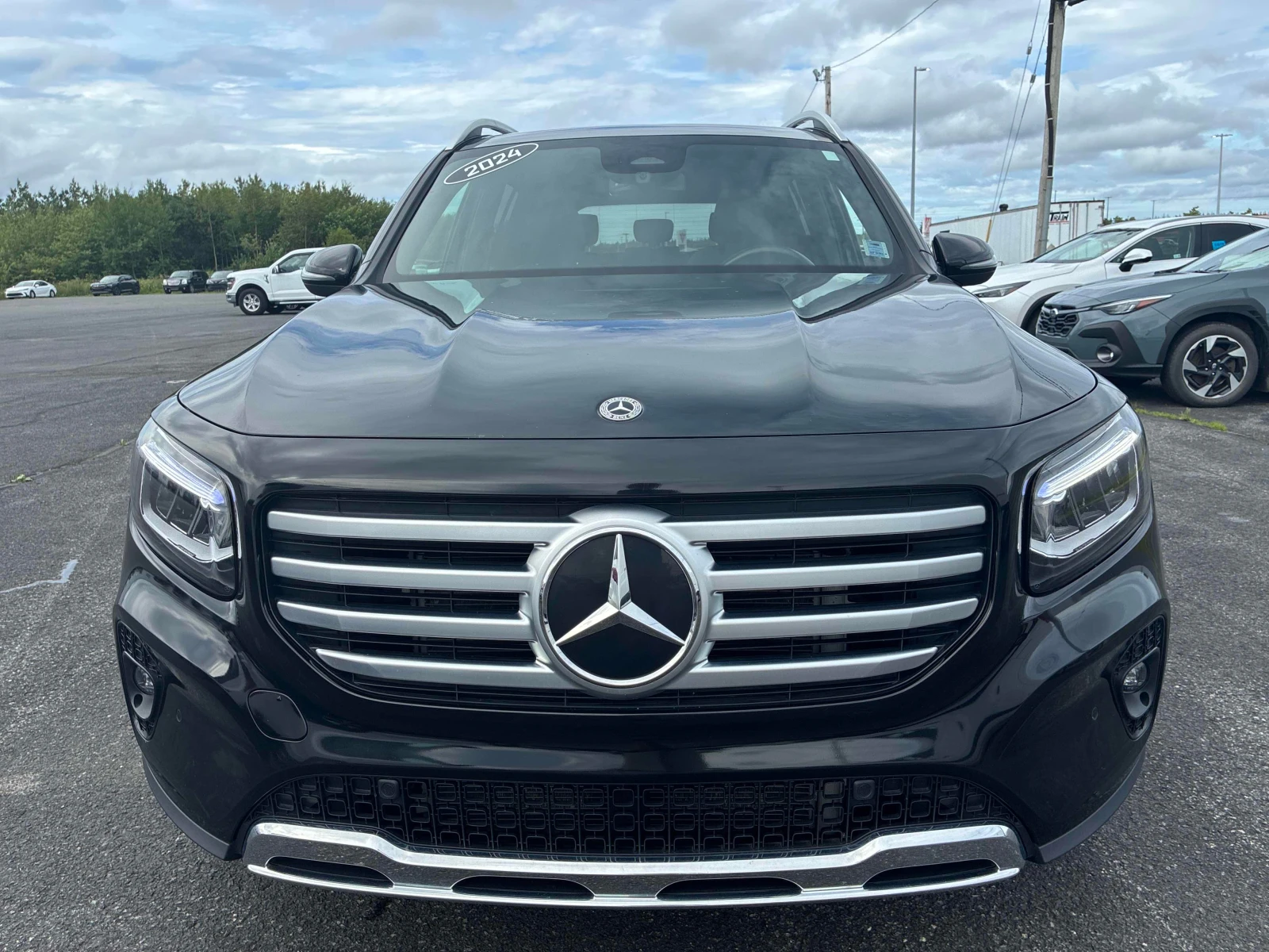 Mercedes-Benz GLB 250   2.0 4Matic / CARFAX / DISTRONIC / MEMORY, снимка 5 - Автомобили и джипове - 55899317