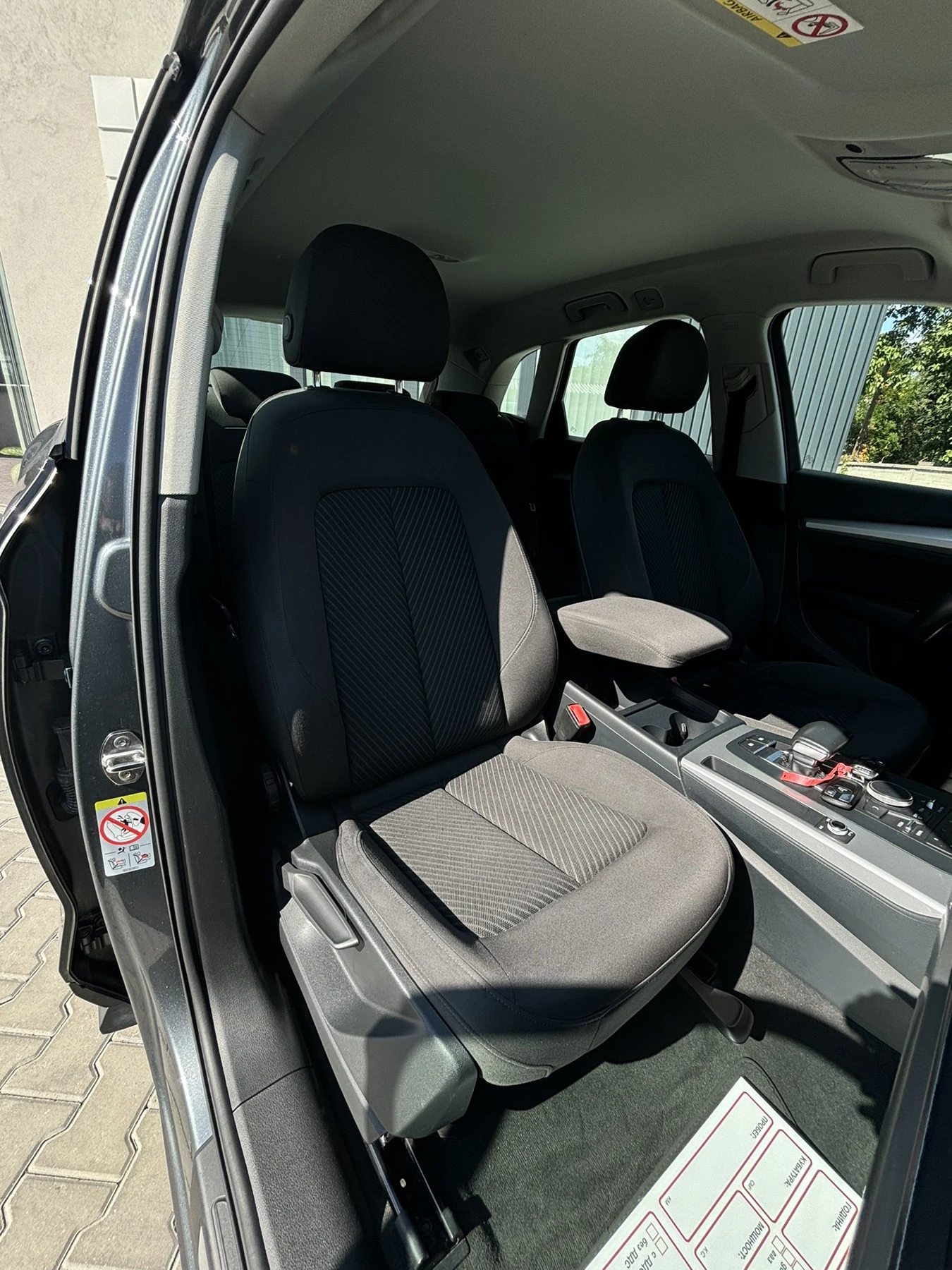 Audi Q5 35 TDI quattro , снимка 12 - Автомобили и джипове - 56103690