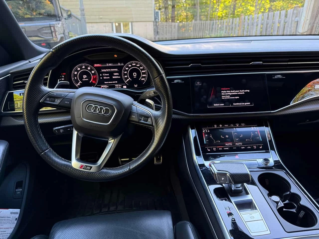 Audi RSQ8 4.0 TFSI quattro | CARFAX | БЕЗ ИНЦИДЕНТИ, снимка 4 - Автомобили и джипове - 56282296