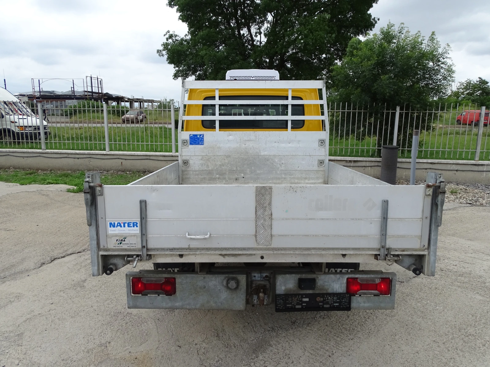 Iveco 35c17 3.0HPI * 7-места* ГОРЕН КЛИМАТИК НА КАБИНАТА, снимка 11 - Бусове и автобуси - 54686396