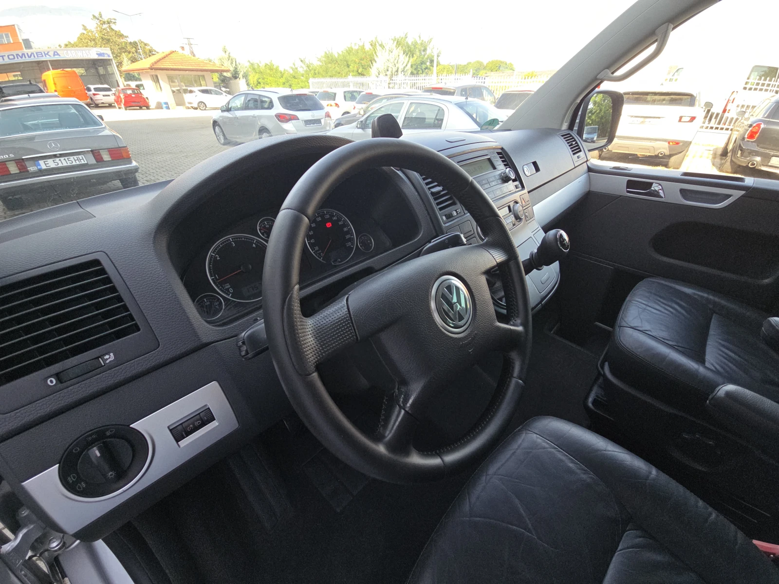 VW T5 HIGHLINE!!!, снимка 9 - Бусове и автобуси - 55383936