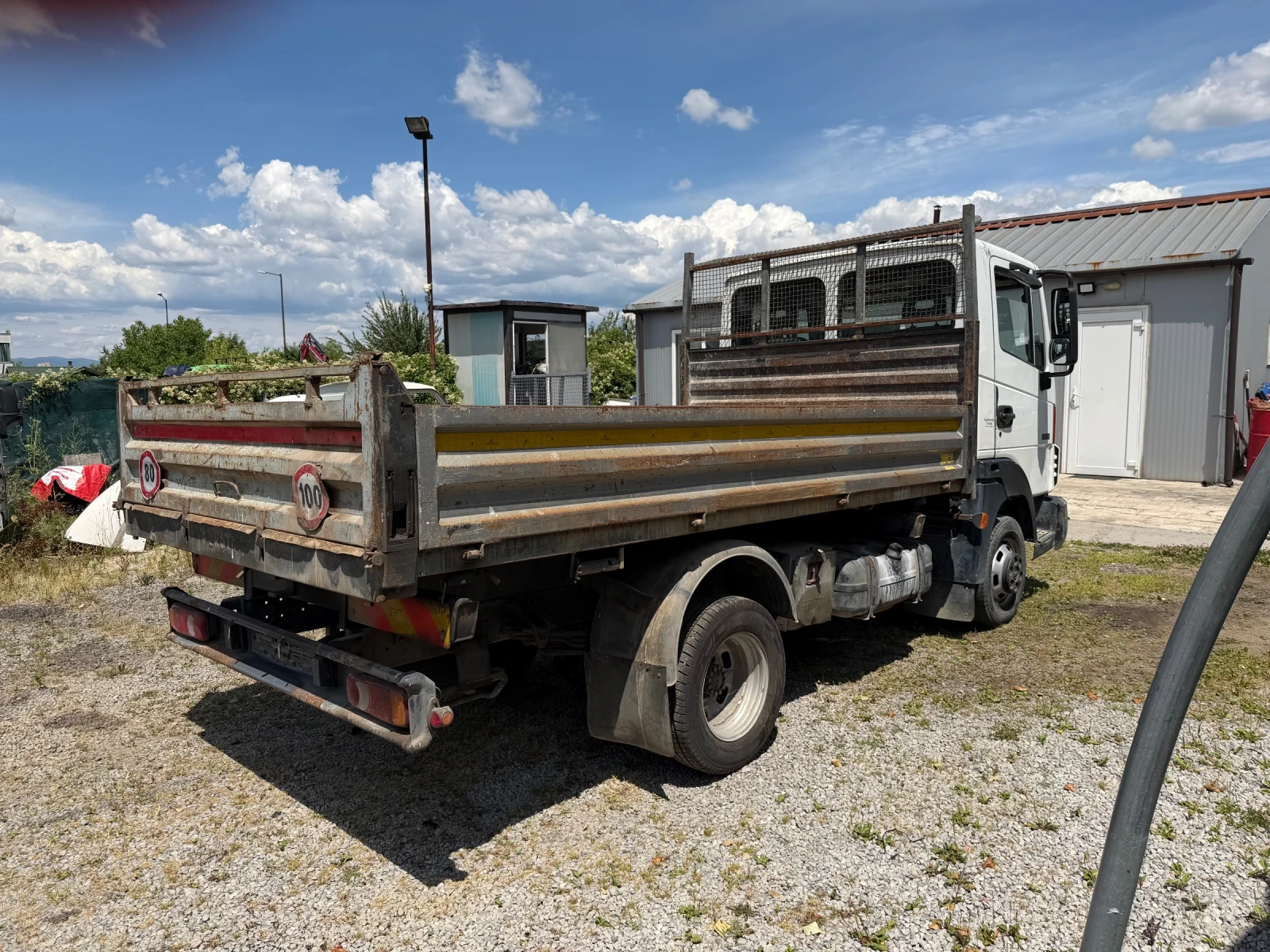 Nissan Atleon 56.15 Самосвал, снимка 3 - Камиони - 55220978