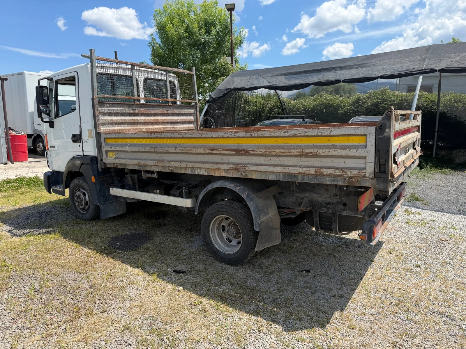 Nissan Atleon 56.15 Самосвал, снимка 5 - Камиони - 55220978