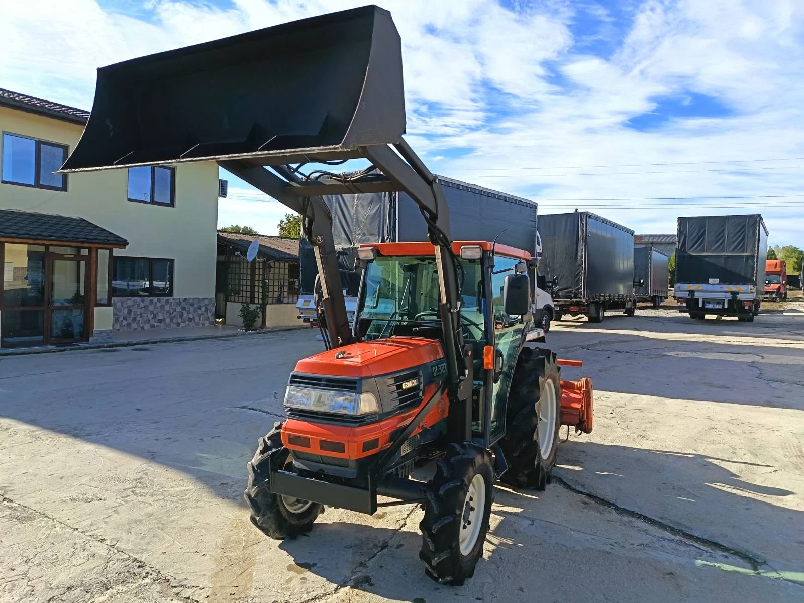 Трактор Kubota Kubota GL321 - изображение 2