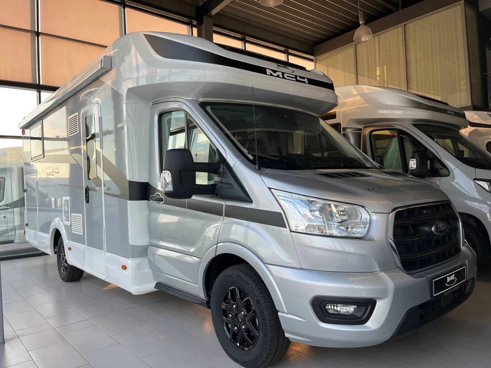 Кемпер McLouis 870 AT8 КЛИМАТИК* LIFEPО4* Инвертор