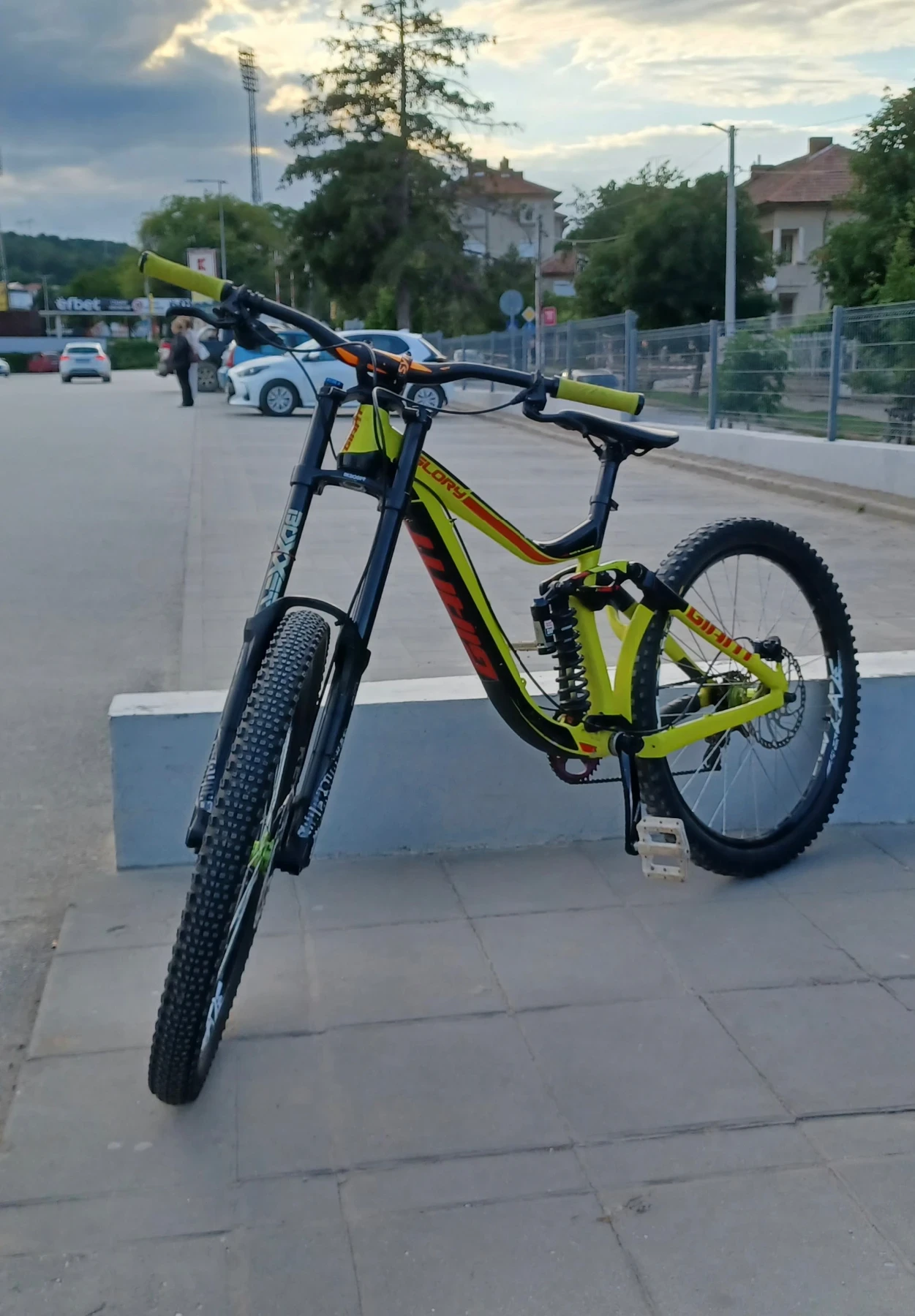  Giant Glory 2017 | Mobile.bg   3