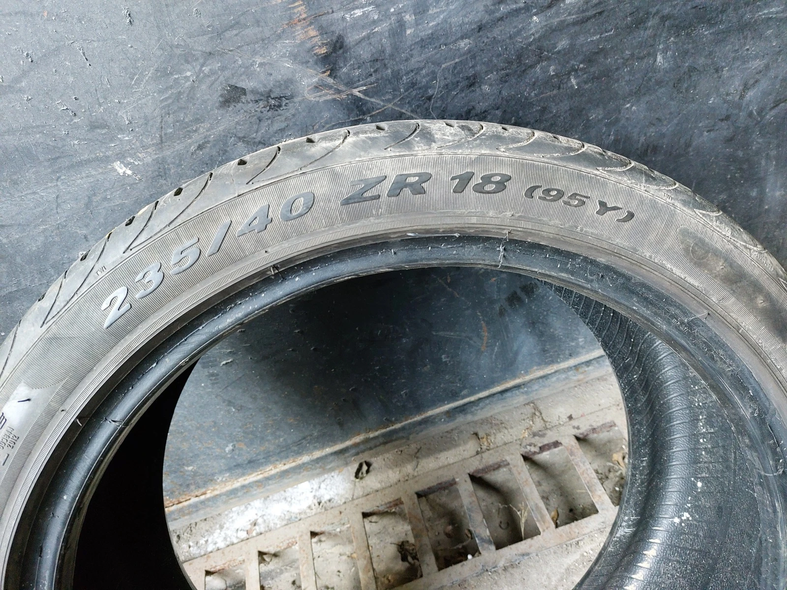 ���� 235/40R18 | Mobile.bg � ����������� 6
