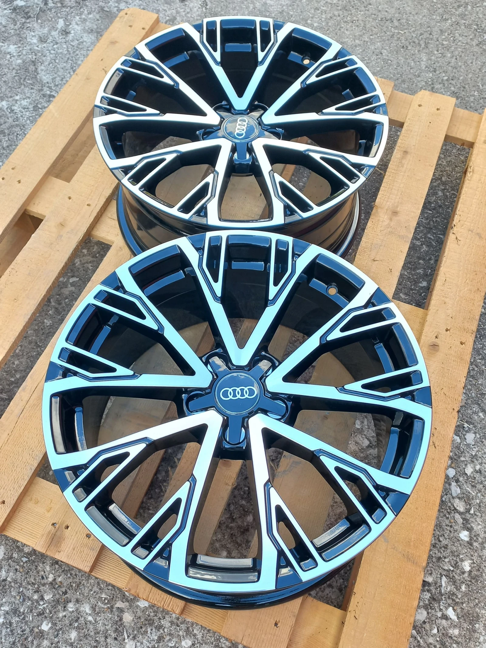 Джанти за Audi, снимка 4 - Гуми и джанти - 54601337