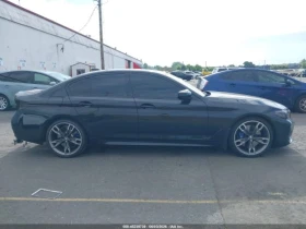 BMW 550 M550i* xDrive* HARMAN KARDON* ПОДГРЕВ* ОБДУХ* ШИБИ, снимка 11