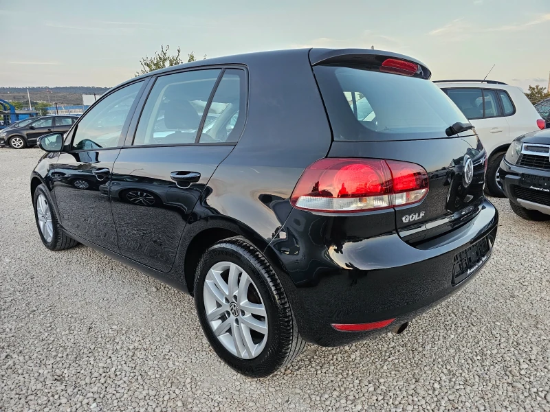 VW Golf 1.6TDI, Highline, 131000км.!, снимка 6 - Автомобили и джипове - 47359104