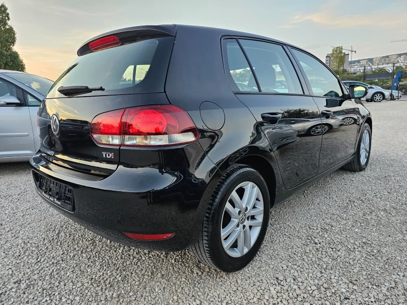 VW Golf 1.6TDI, Highline, 131000км.!, снимка 4 - Автомобили и джипове - 47359104