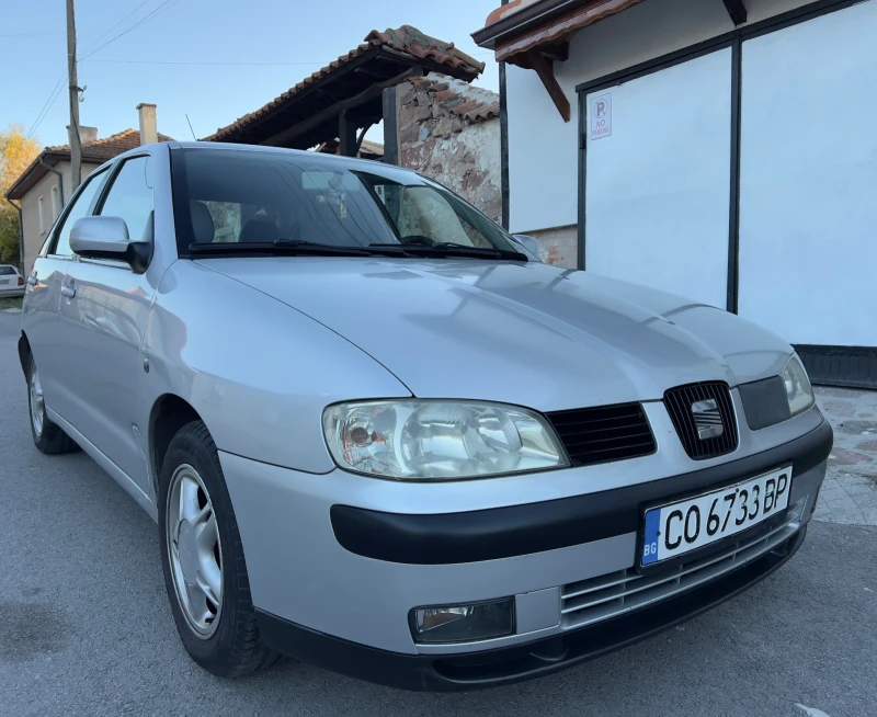 Seat Ibiza Бензин/Газ, снимка 1 - Автомобили и джипове - 47700924