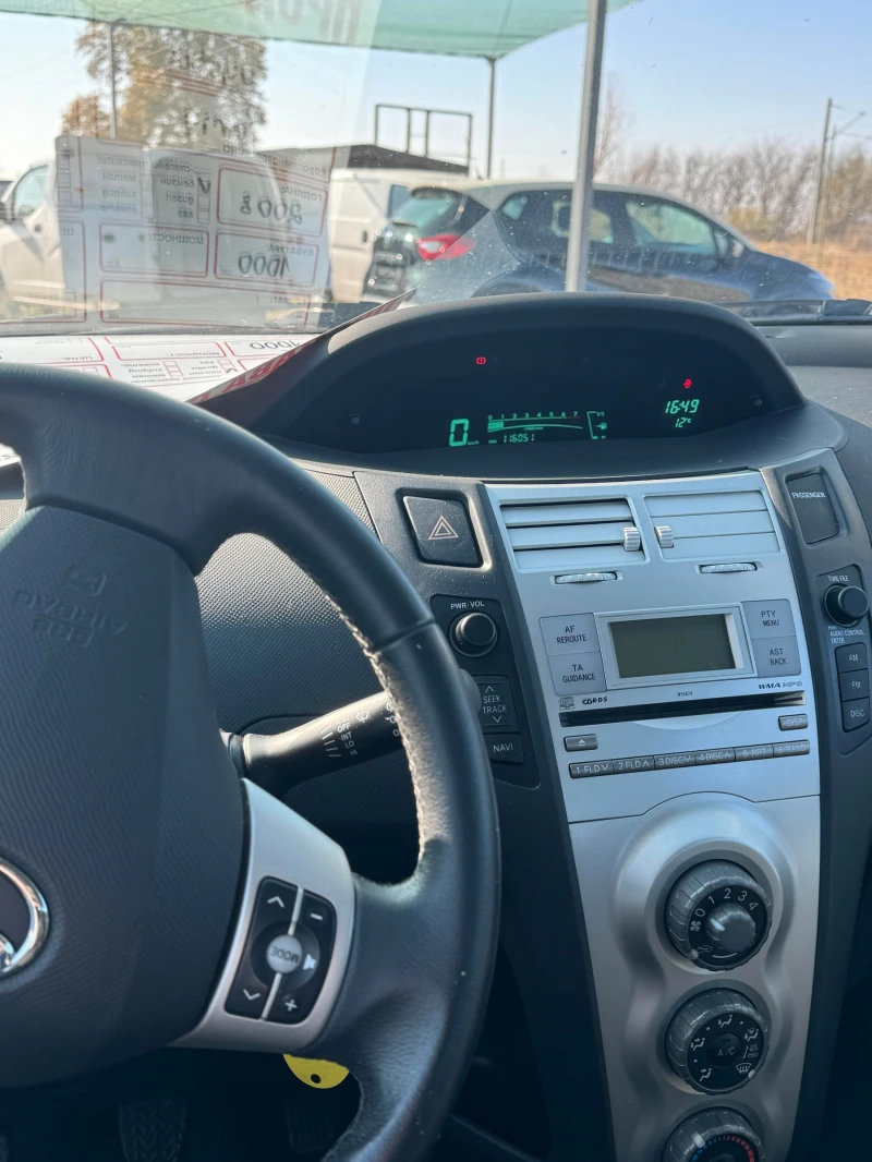 Toyota Yaris, снимка 6 - Автомобили и джипове - 47938041