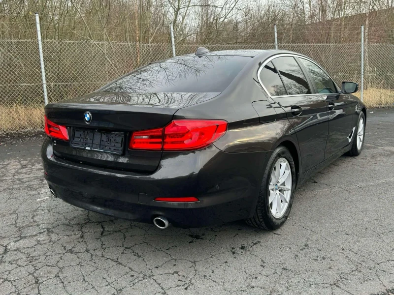 BMW 520 G30, снимка 11 - Автомобили и джипове - 49510932