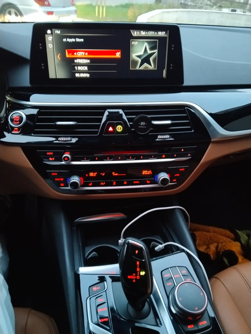 BMW 520 G30, снимка 9 - Автомобили и джипове - 52407825