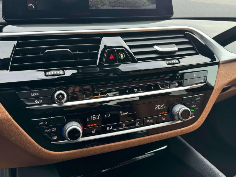 BMW 520 G30, снимка 15 - Автомобили и джипове - 52407825