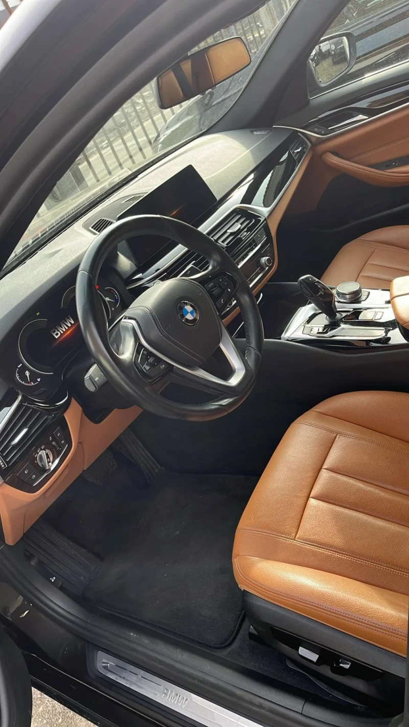 BMW 520 G30, снимка 10 - Автомобили и джипове - 52407825