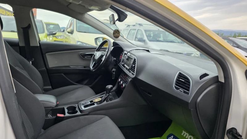 Seat Leon -CNG* Автоматик* ГОТОВА ЗА ТАКСИ , снимка 9 - Автомобили и джипове - 51689477