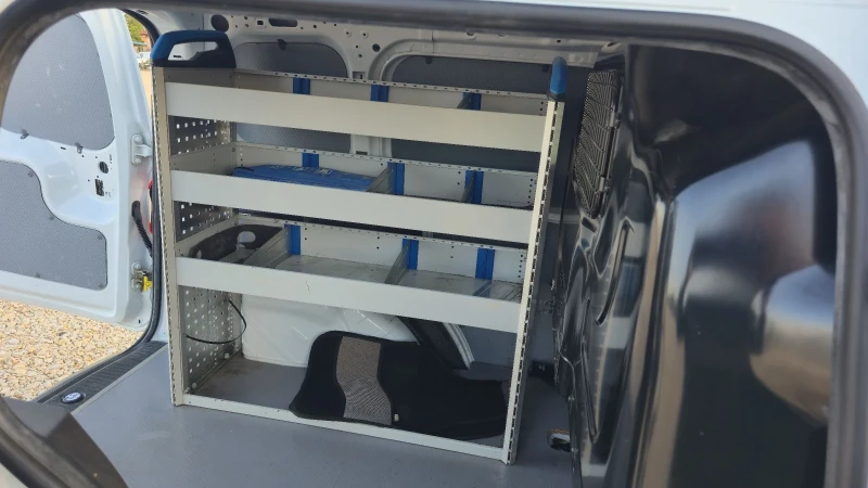 Ford Courier Panel Van , 1.5 TDCi, снимка 9 - Автомобили и джипове - 52043874