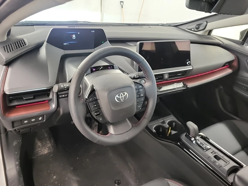 Toyota Prius XSE Plug-In HYBRID * CARFAX* , снимка 8 - Автомобили и джипове - 53560403