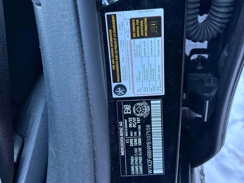 Mercedes-Benz E 53 AMG * CARFAX * ОТ ПРЕДСТАВИТЕЛ НА MERCEDES, снимка 11 - Автомобили и джипове - 53566461