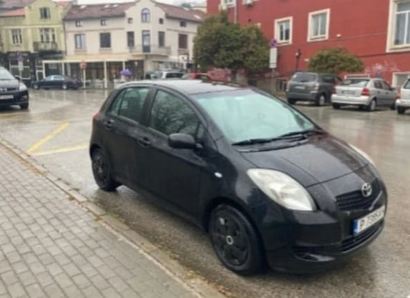 Toyota Yaris, снимка 2 - Автомобили и джипове - 49494088