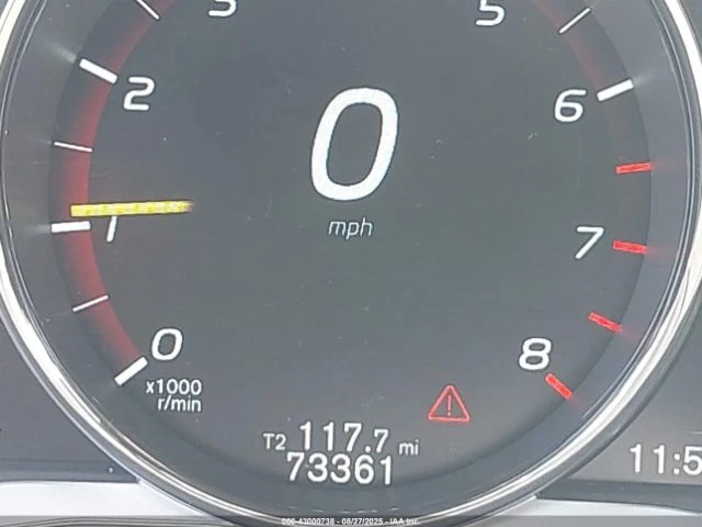 Volvo V60 Cross Country T5 - изображение 10