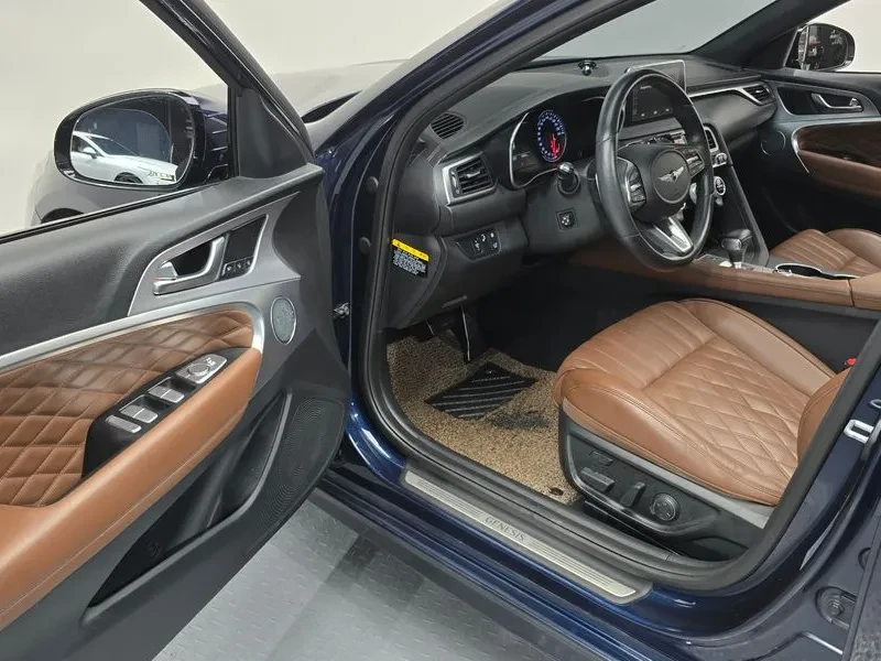 Genesis G70  2.0T Elite, снимка 10 - Автомобили и джипове - 55263957