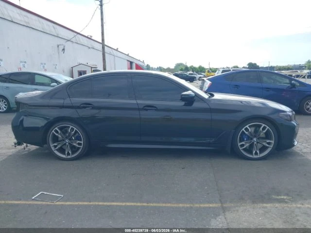 BMW 550 M550i* xDrive* HARMAN KARDON* ПОДГРЕВ* ОБДУХ* ШИБИ, снимка 11 - Автомобили и джипове - 55570350