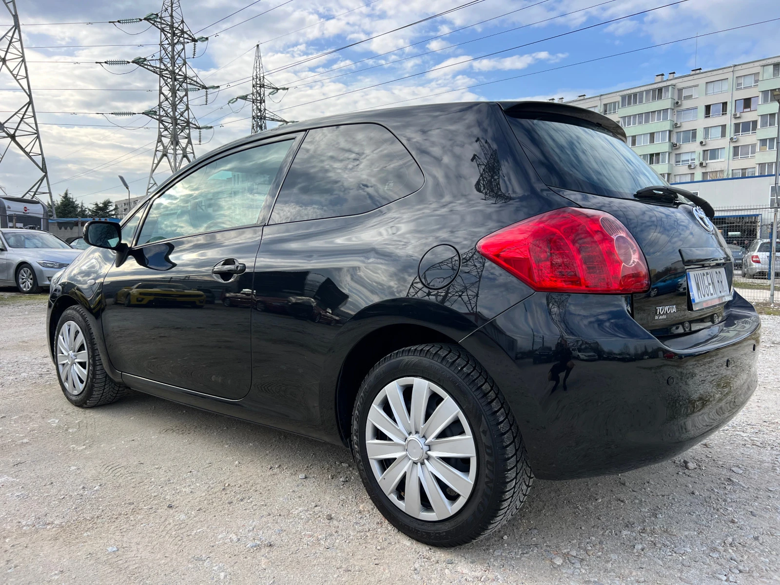 Toyota Auris БЕНЗИН / 2010 - изображение 6