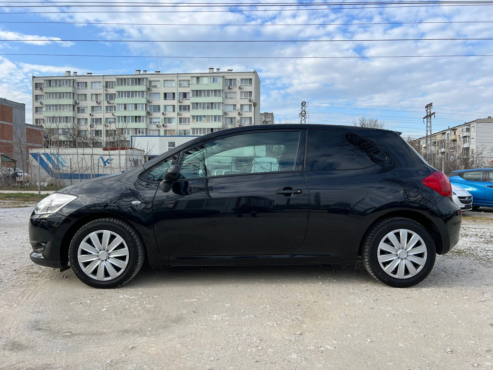 Toyota Auris БЕНЗИН / 2010 - изображение 9