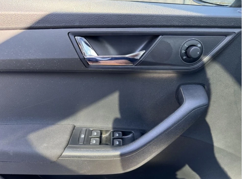 Skoda Fabia 1.0  TSI | Mobile.bg   13