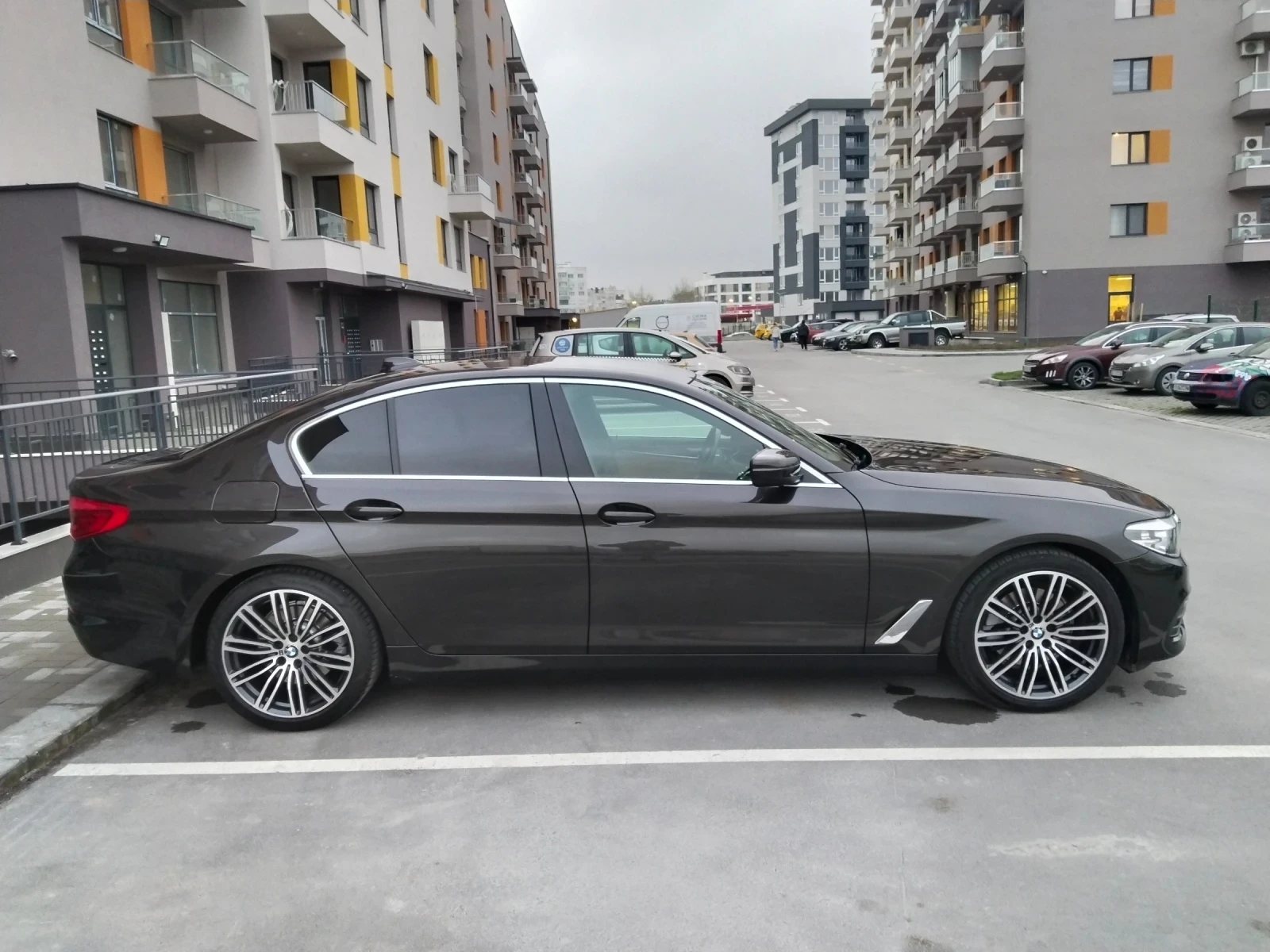 BMW 520 G30 - изображение 2