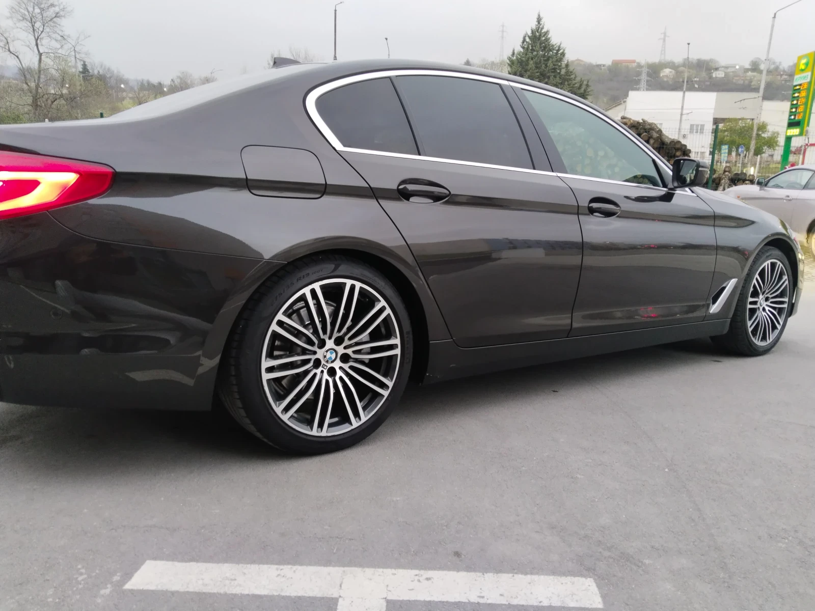 BMW 520 G30 - изображение 5