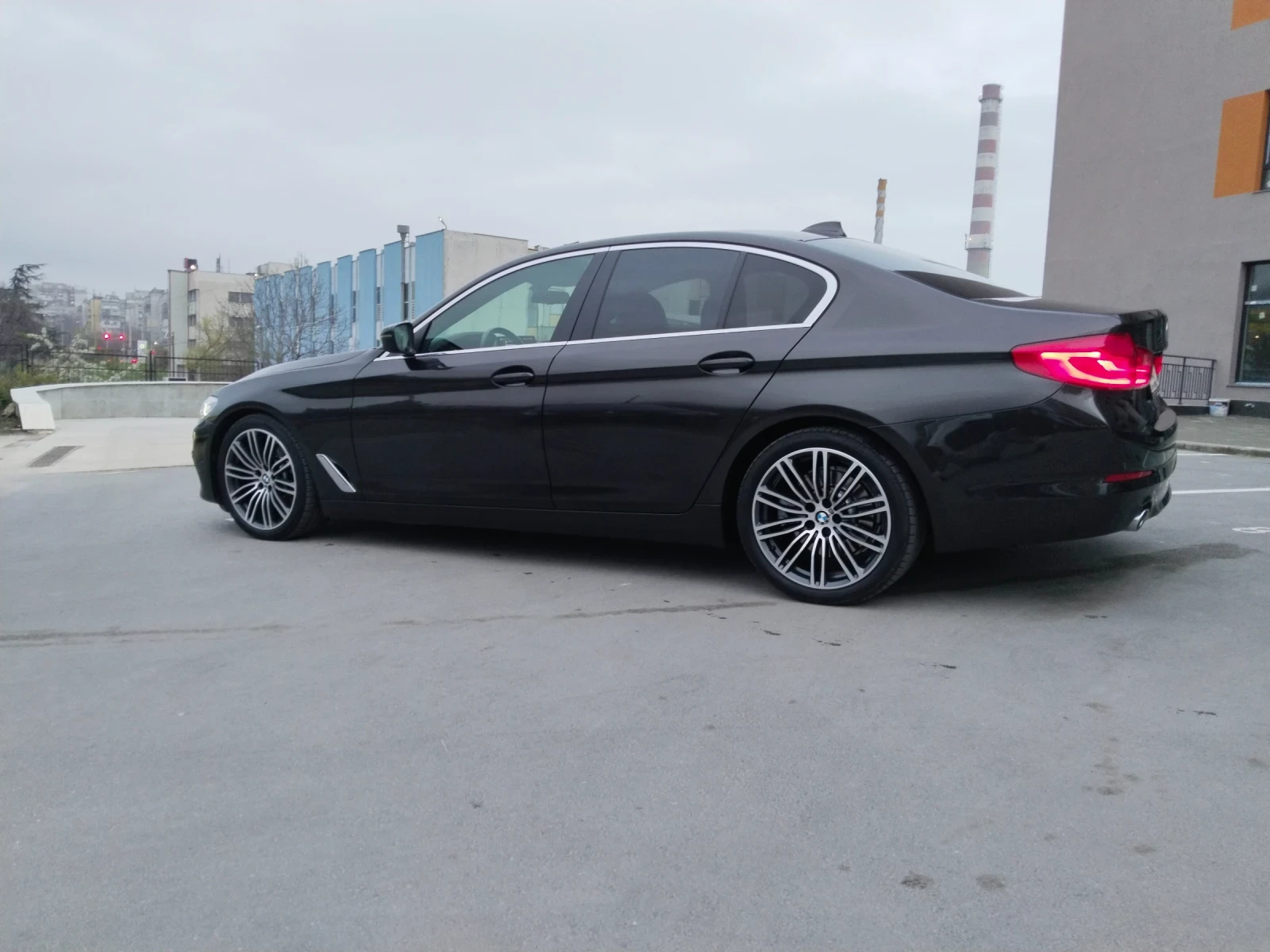 BMW 520 G30 - изображение 4