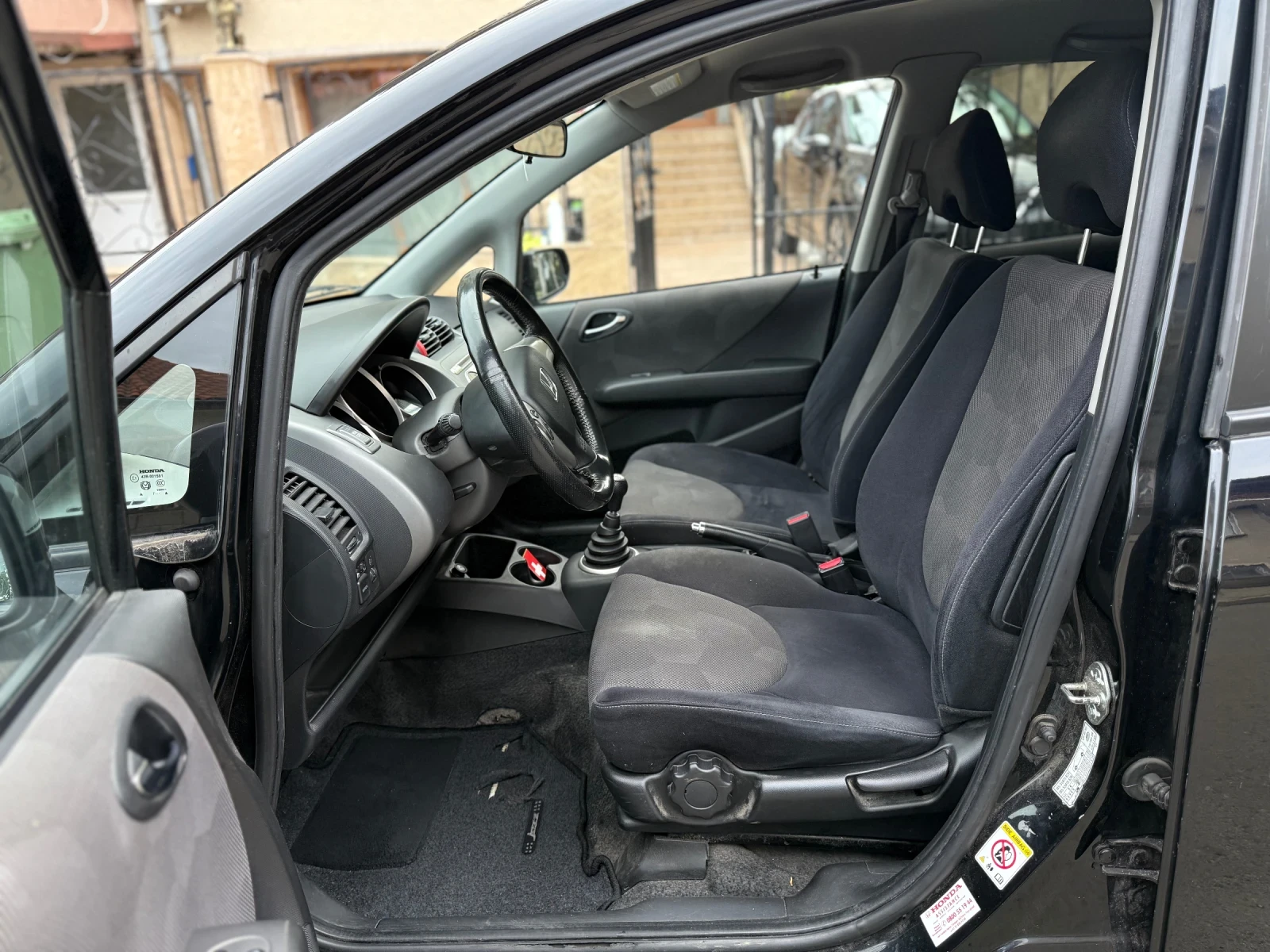 Honda Jazz 1.4i / Sport / Swiss - изображение 8